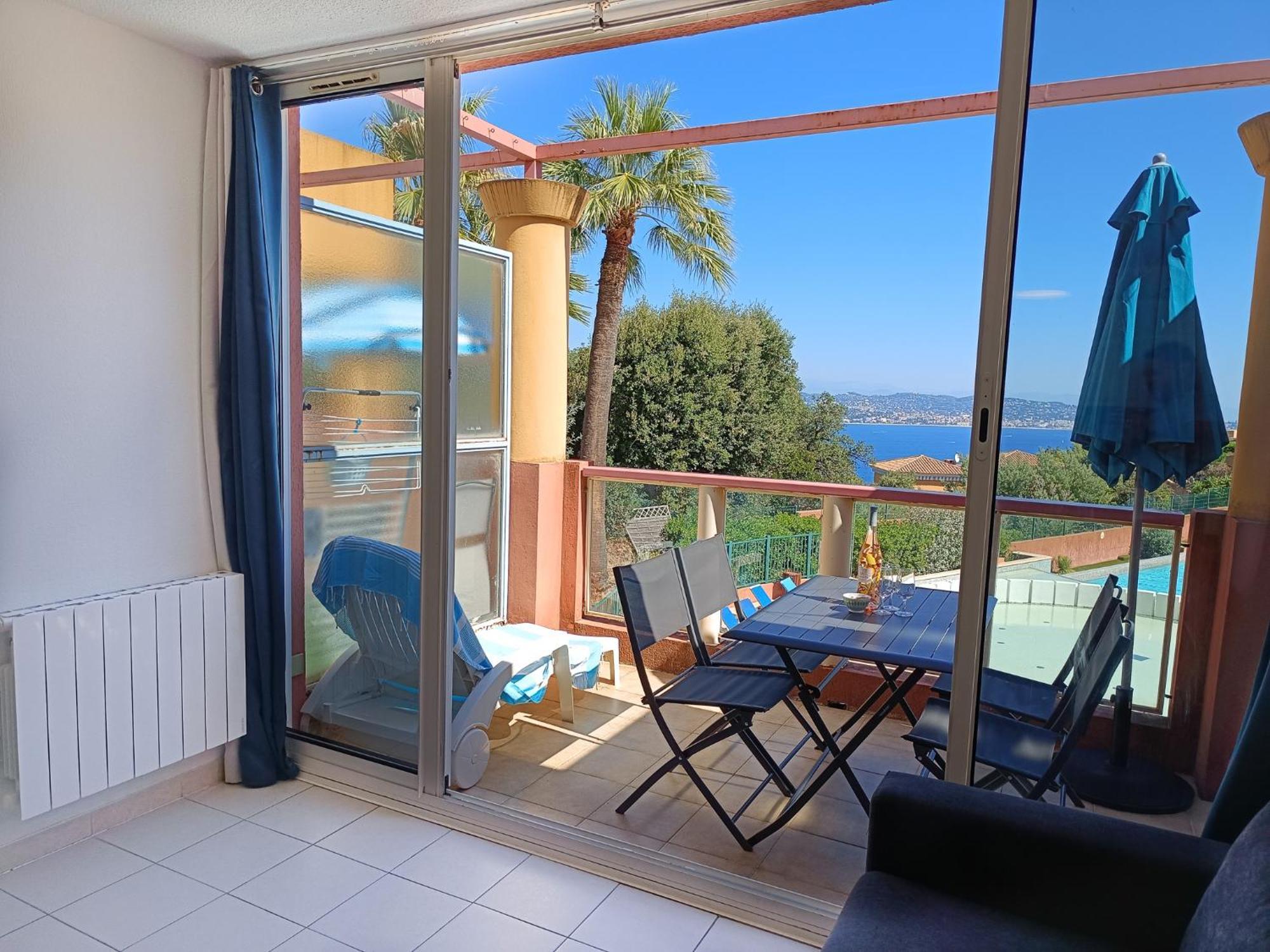 Magnifique Vue Mer Et Piscine - Les Cles De L Esterel เตอูล-ซูร์-แม ภายนอก รูปภาพ