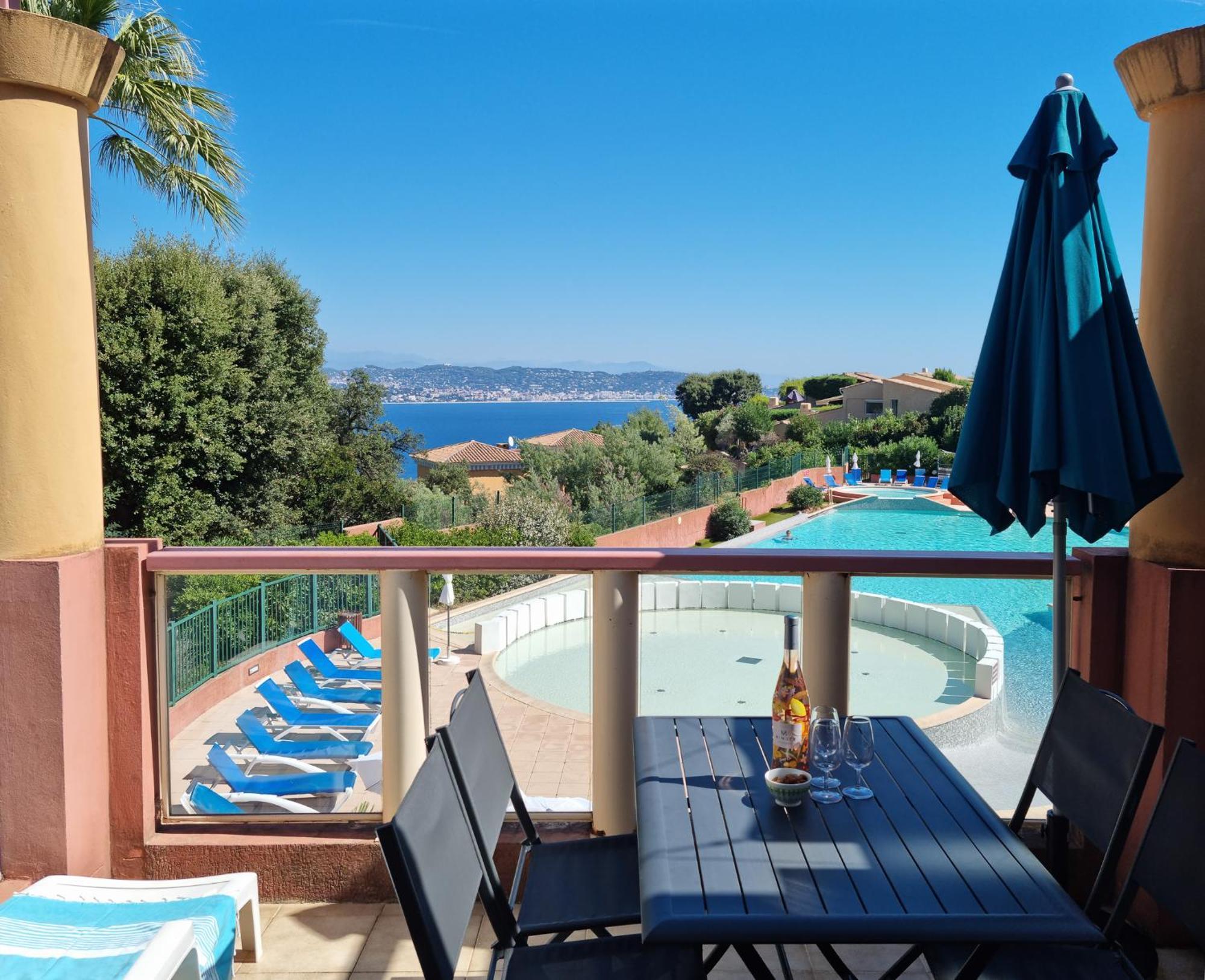 Magnifique Vue Mer Et Piscine - Les Cles De L Esterel เตอูล-ซูร์-แม ภายนอก รูปภาพ